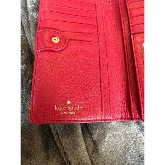 Red Kate Spade bifold wallet - Picture 6 of 8